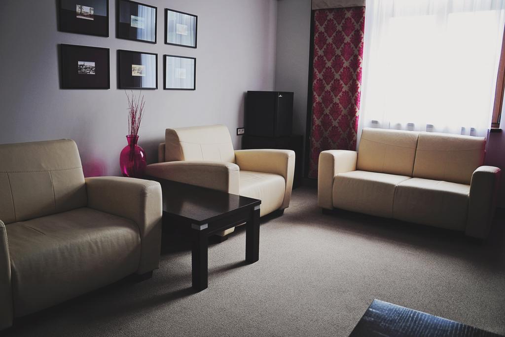 Hotel Pod Lwem Elblag Pokoj fotografie