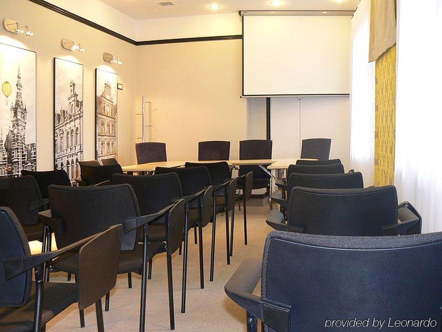 Hotel Pod Lwem Elblag Zařízení fotografie